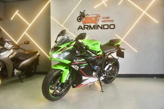 KAWASAKI NINJA ZX-6R 